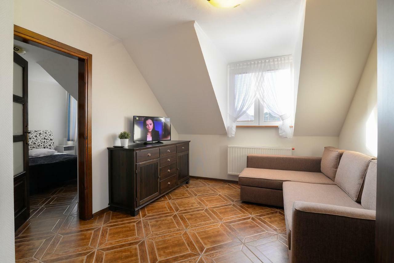 Pionow Rodzinne Apartamenty Urocza 10 Krynica Morska Ngoại thất bức ảnh