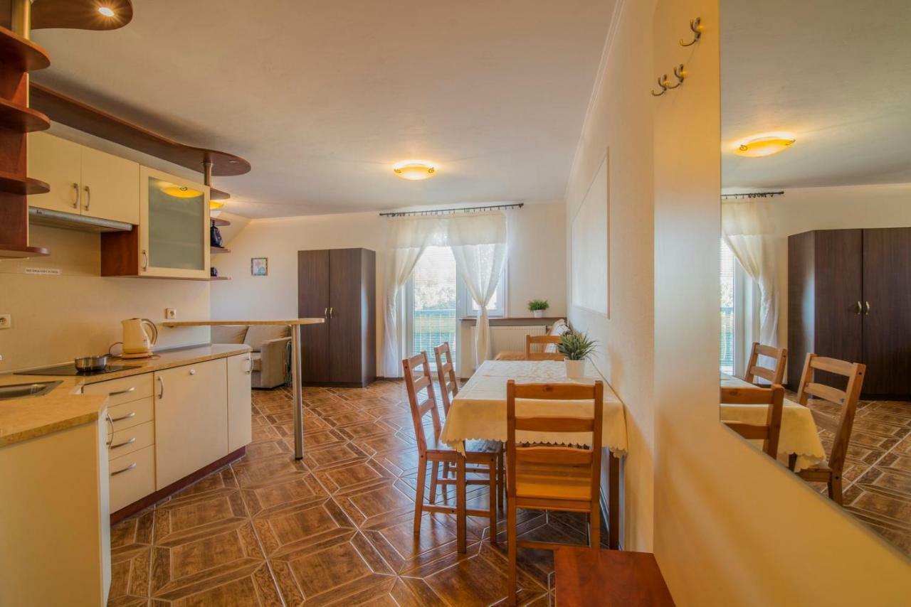 Pionow Rodzinne Apartamenty Urocza 10 Krynica Morska Ngoại thất bức ảnh