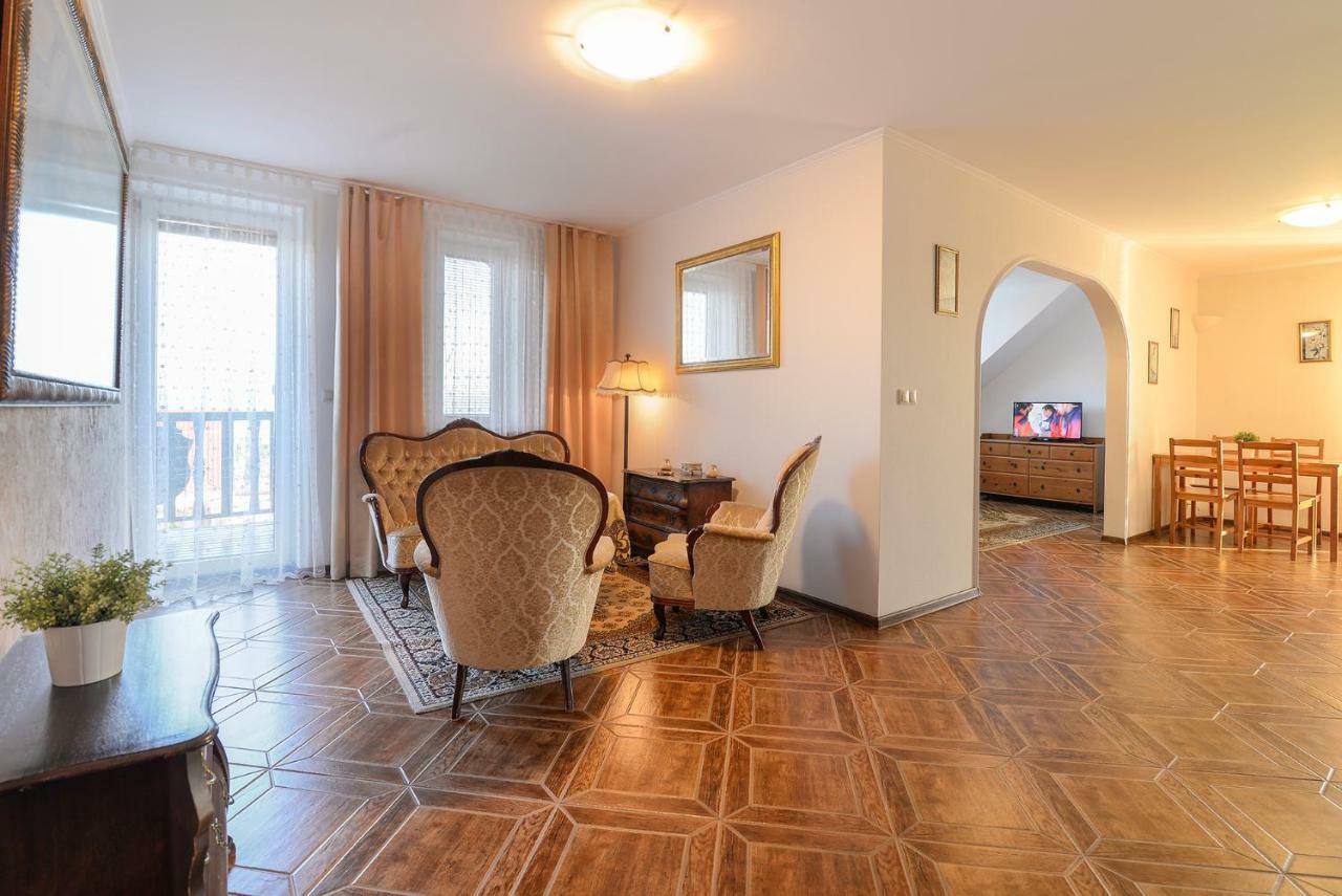 Pionow Rodzinne Apartamenty Urocza 10 Krynica Morska Ngoại thất bức ảnh