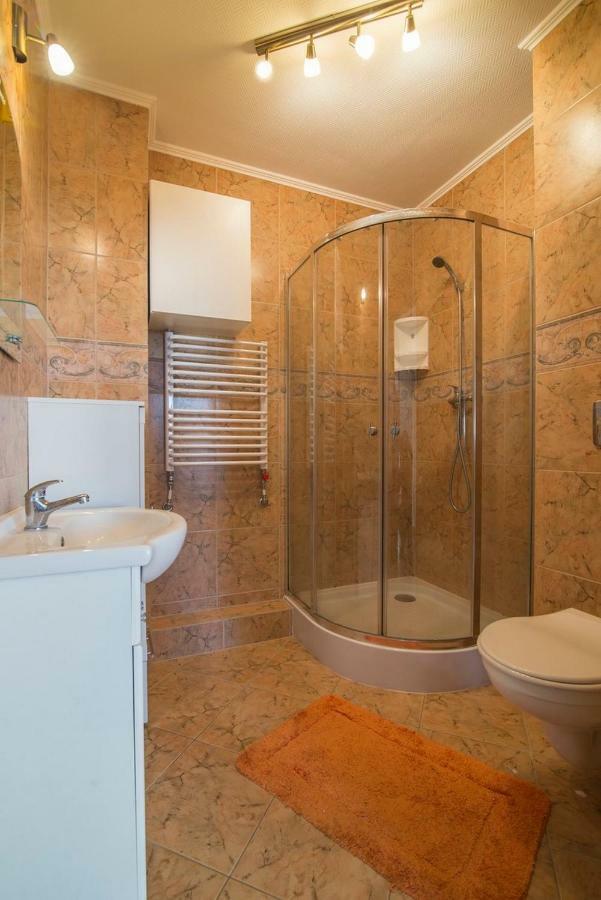Pionow Rodzinne Apartamenty Urocza 10 Krynica Morska Ngoại thất bức ảnh